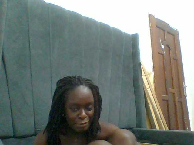 Chocolateaa live cam on BongaCams