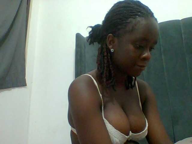 Chocolateaa live cam on BongaCams