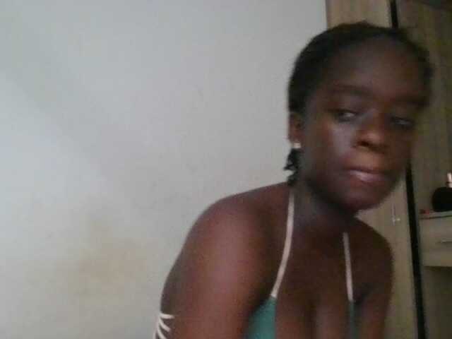 Chocolateaa live cam on BongaCams