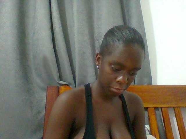 Chocolateaa live cam on BongaCams