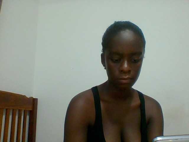 Chocolateaa live cam preview