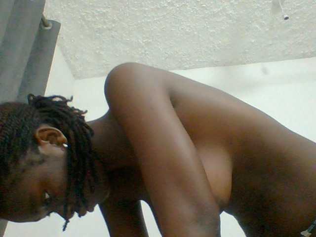 Chocolateaa live cam on BongaCams