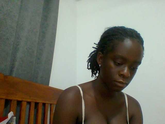 Chocolateaa live cam preview