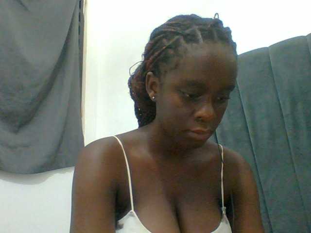 Chocolateaa live cam on BongaCams