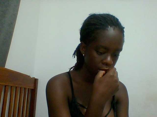 Chocolateaa live cam preview