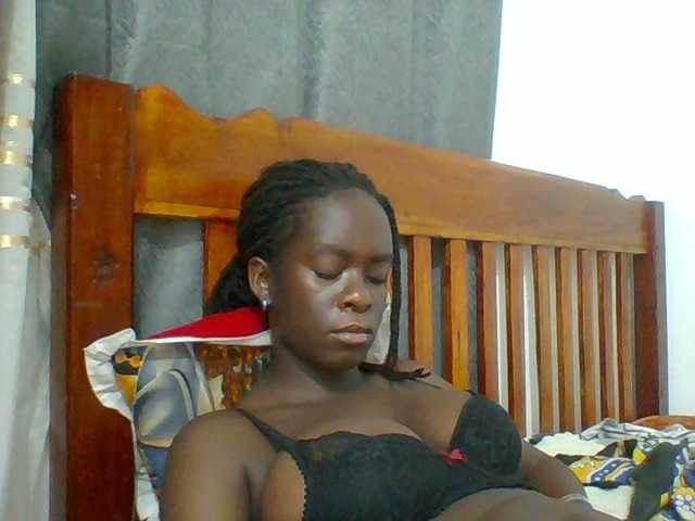 Chocolateaa live cam on BongaCams