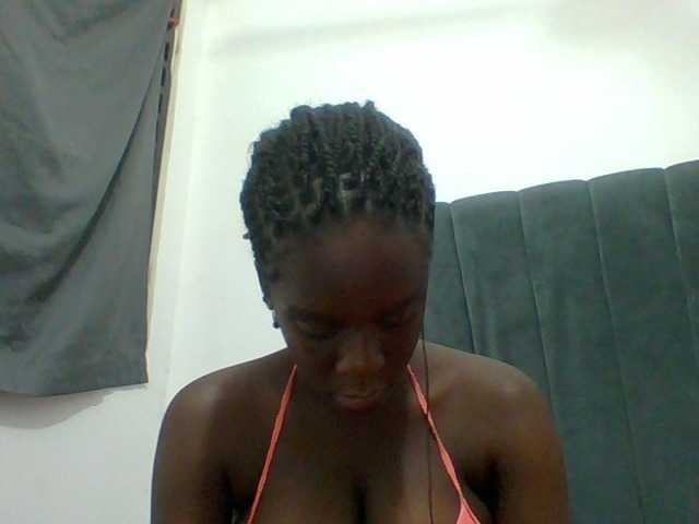 Chocolateaa live cam on BongaCams