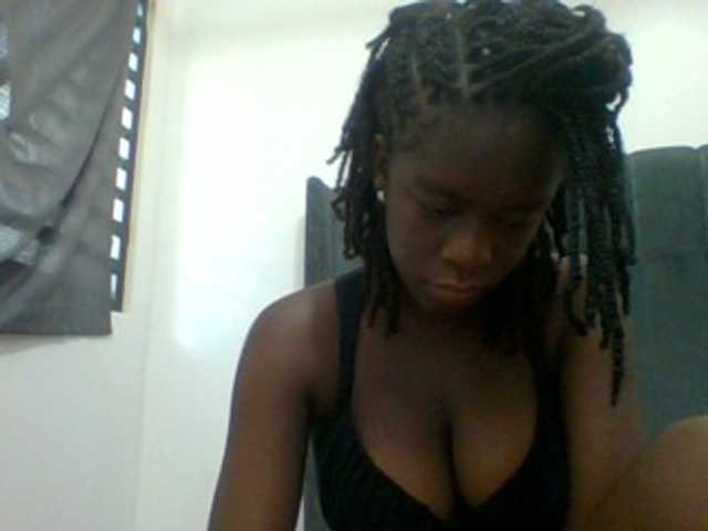 Chocolateaa live cam on BongaCams