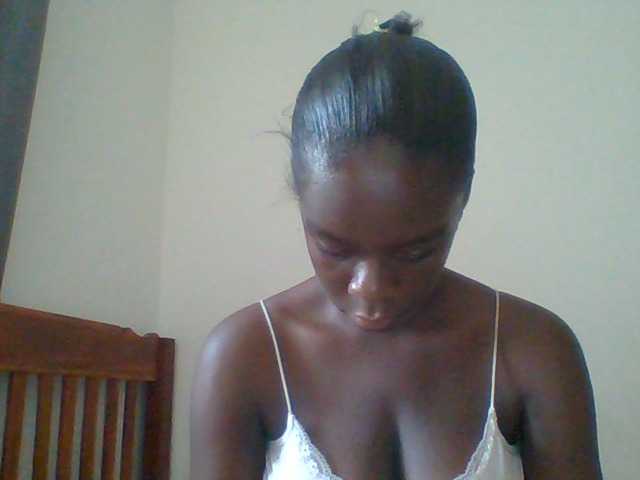 Chocolateaa live cam on BongaCams