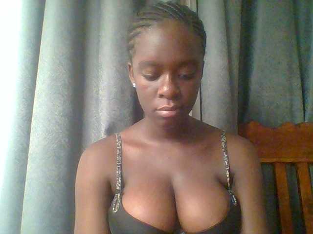 Chocolateaa live cam on BongaCams