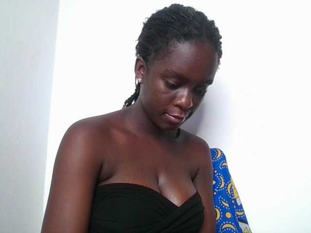 Chocolateaa live cam on BongaCams