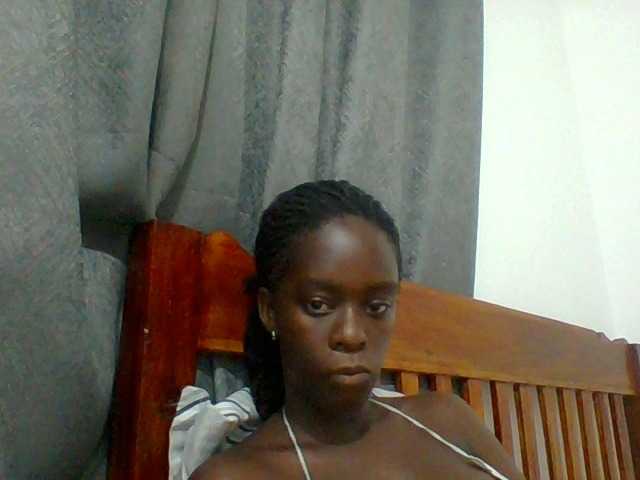 Chocolateaa live cam on BongaCams