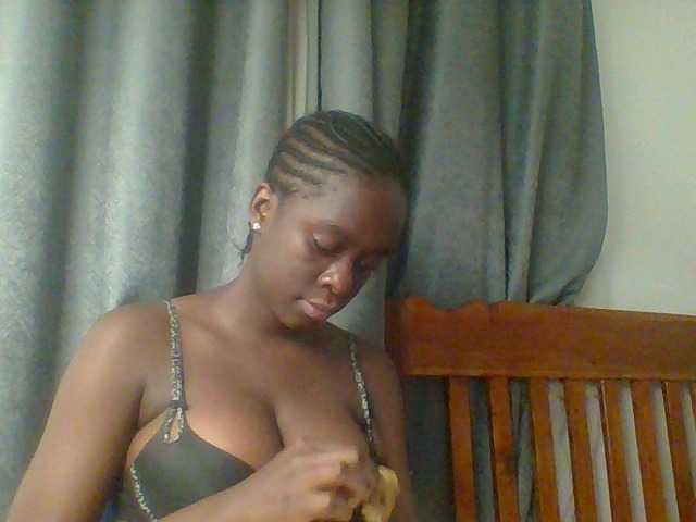 Chocolateaa live cam on BongaCams