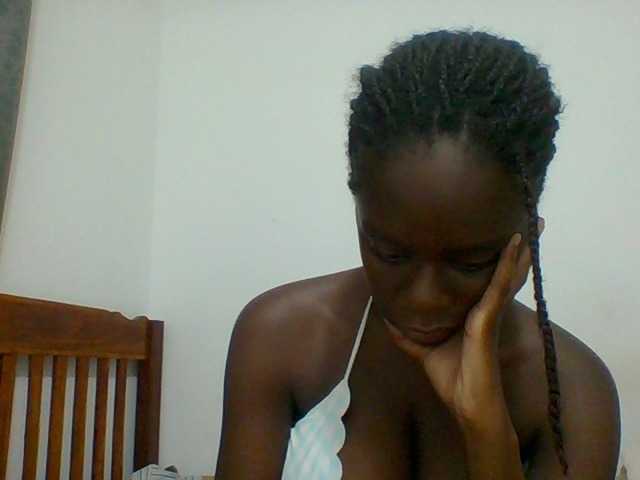 Chocolateaa live cam on BongaCams