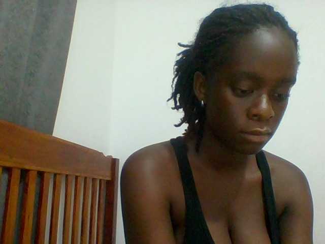 Chocolateaa live cam on BongaCams