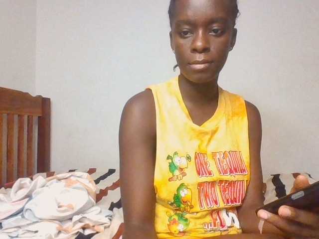 Chocolateaa live cam on BongaCams