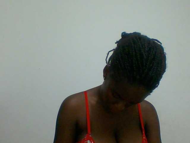 Chocolateaa live cam on BongaCams