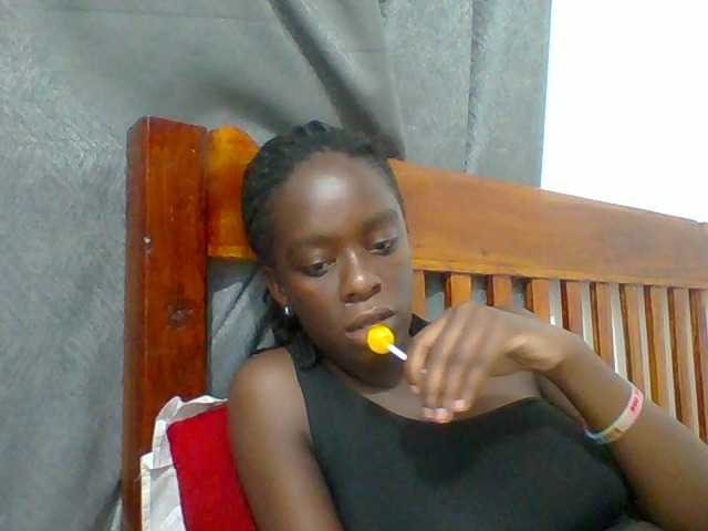 Chocolateaa live cam on BongaCams