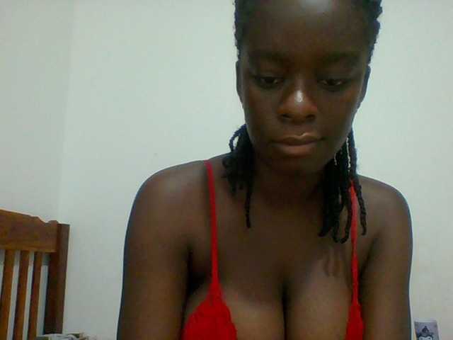 Chocolateaa live cam on BongaCams