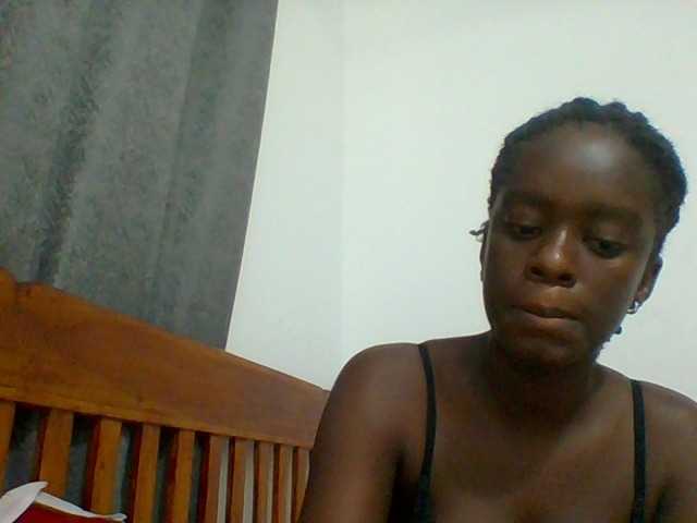 Chocolateaa live cam preview