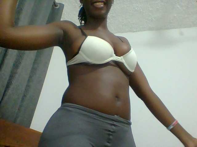 Chocolateaa live cam on BongaCams