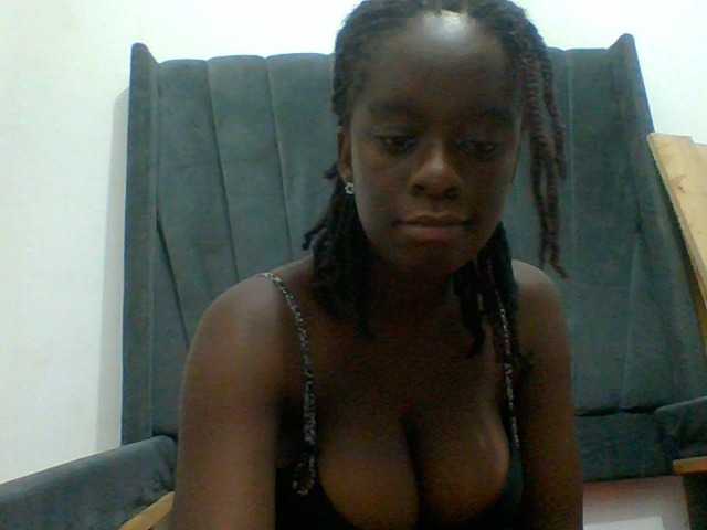Chocolateaa live cam on BongaCams