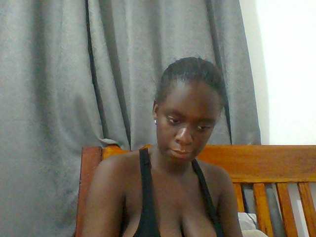 Chocolateaa live cam on BongaCams