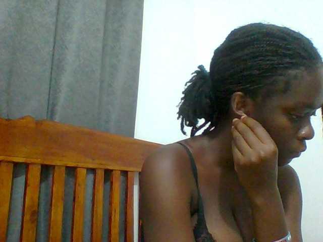 Chocolateaa live cam on BongaCams