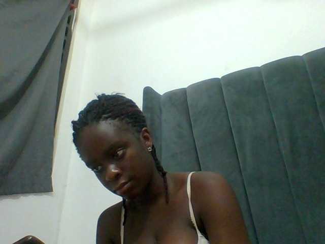 Chocolateaa live cam on BongaCams