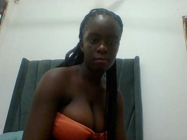 Chocolateaa live cam on BongaCams
