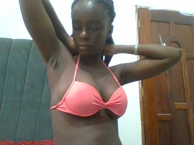 Chocolateaa live cam on BongaCams