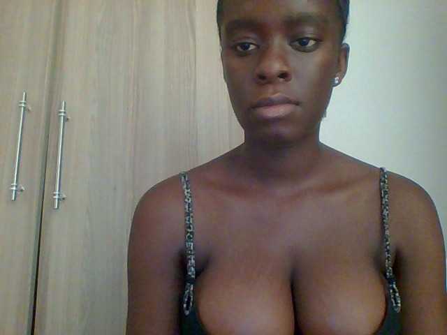 chocolateaa live sex show