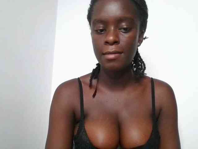 Chocolateaa webcam
