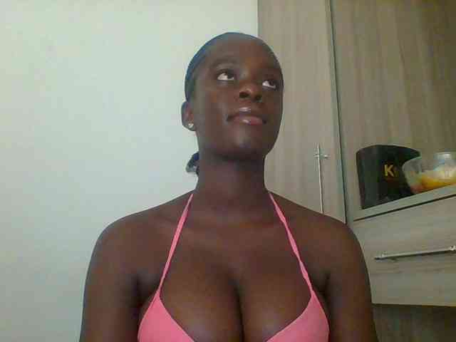 Chocolateaa webcam