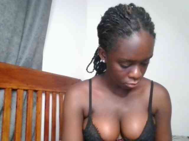 Chocolateaa webcam