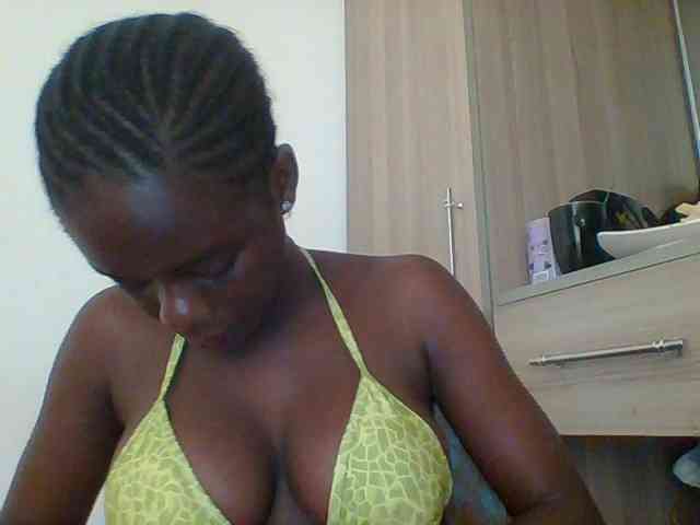 Chocolateaa webcam