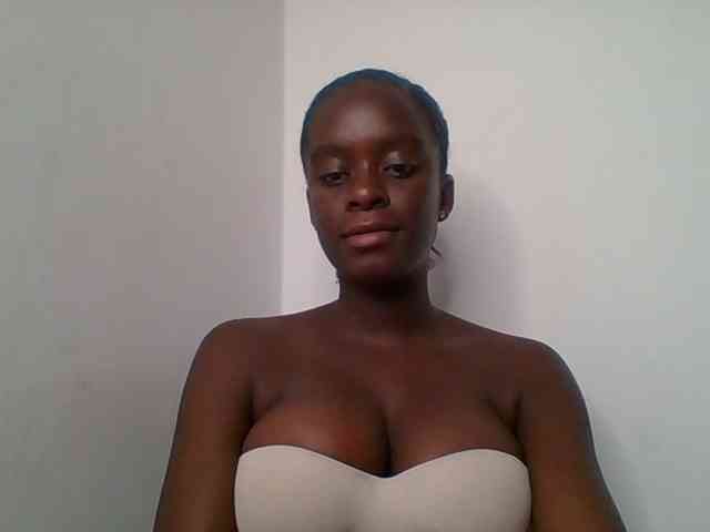 Chocolateaa webcam