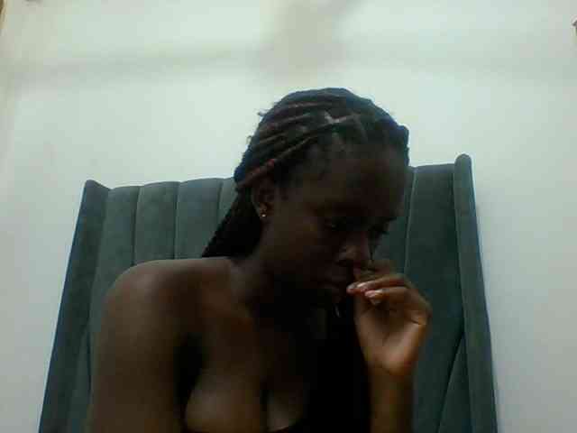 Chocolateaa webcam