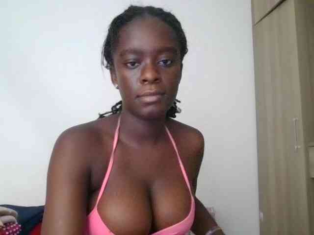 Chocolateaa webcam