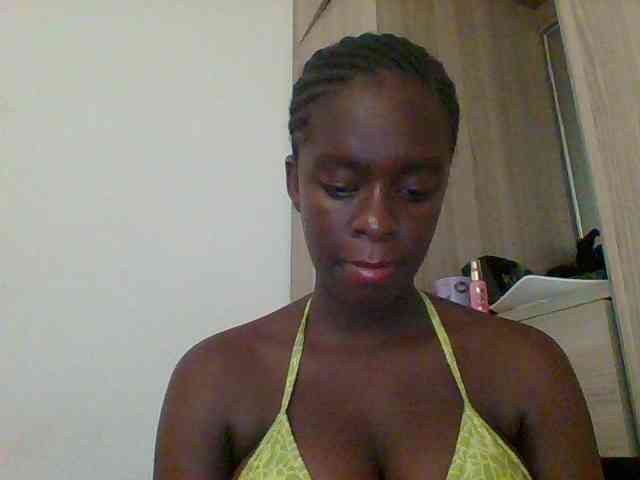 Chocolateaa webcam
