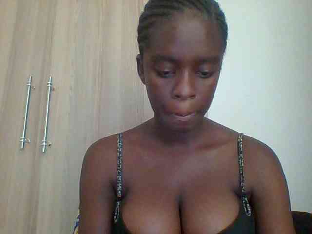 Chocolateaa webcam