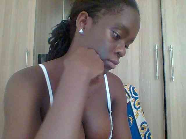 Chocolateaa webcam