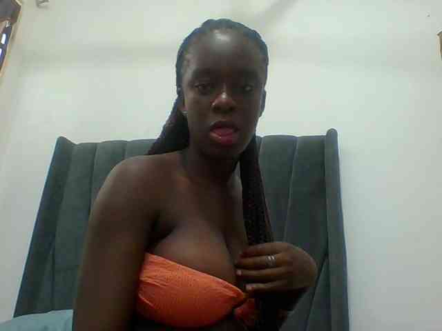 Chocolateaa webcam