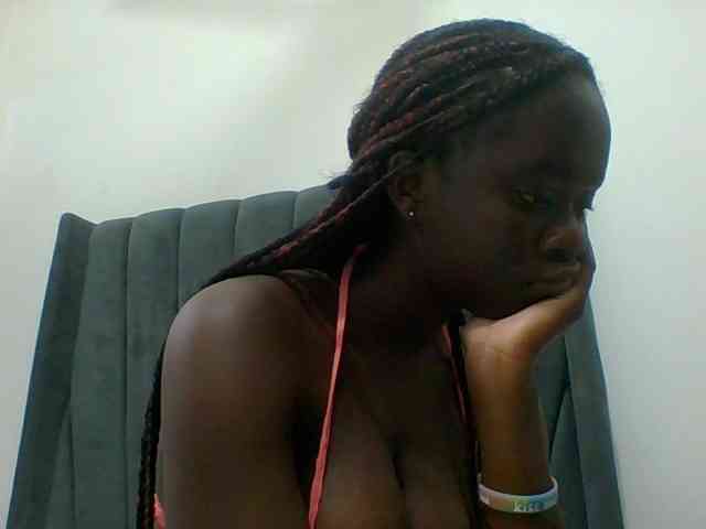 Chocolateaa webcam