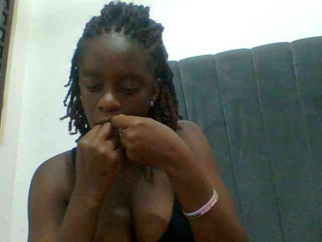 Chocolateaa webcam