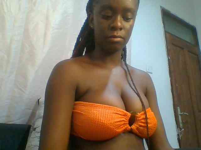 Chocolateaa webcam