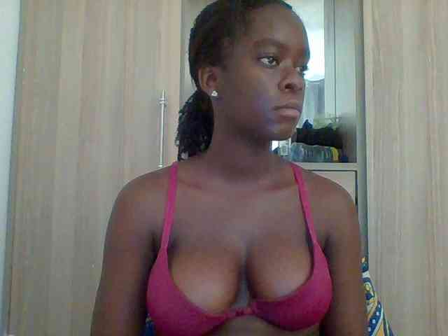 Chocolateaa webcam