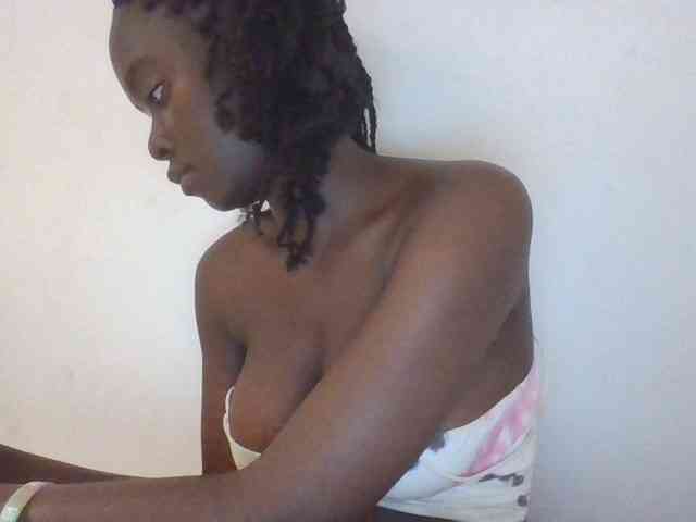 Chocolateaa webcam
