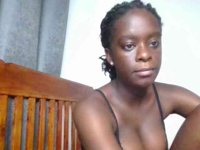 Chocolateaa webcam