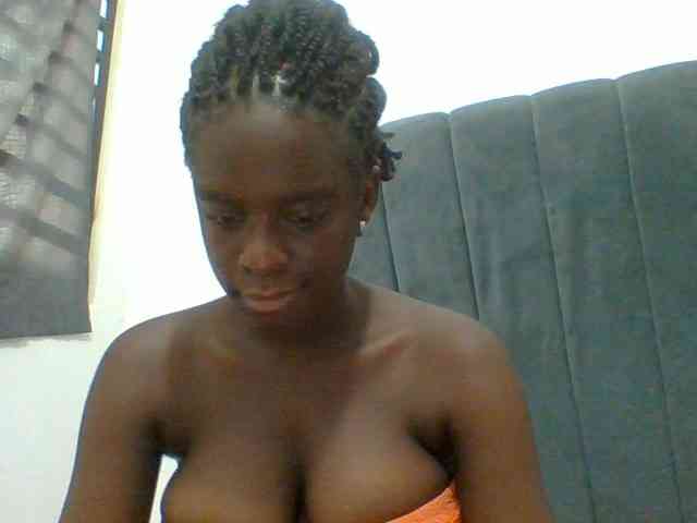 Chocolateaa webcam
